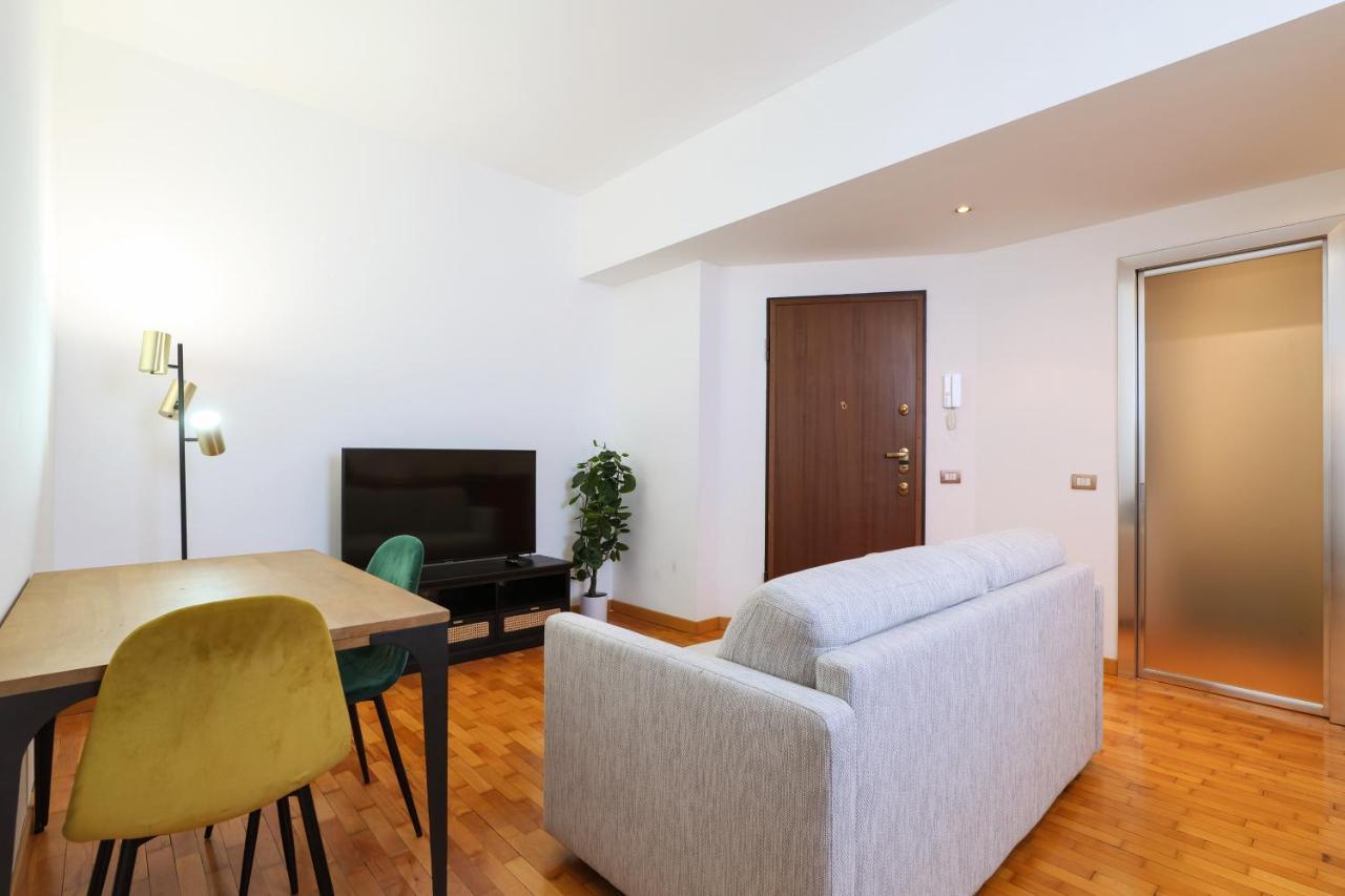 Duomo Luxury Apartment VIII Μιλάνο Εξωτερικό φωτογραφία